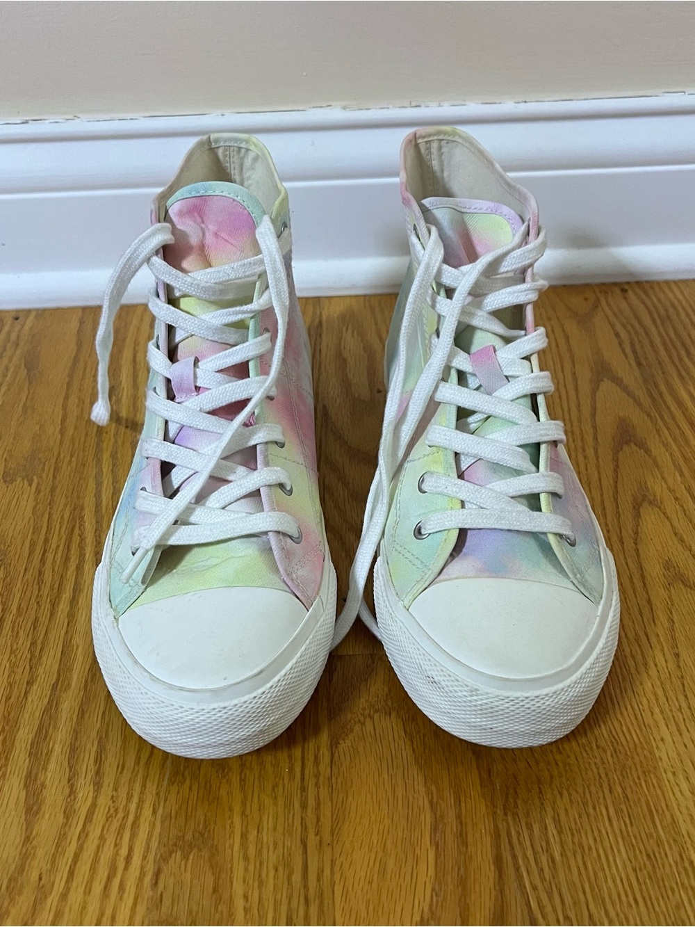 American Eagle Outfitters Pastel Tie-Dye High-Top Sneakers